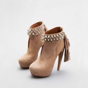 Jeffrey Campbell Platform Studded Suede Booties in Tan Size 7.5